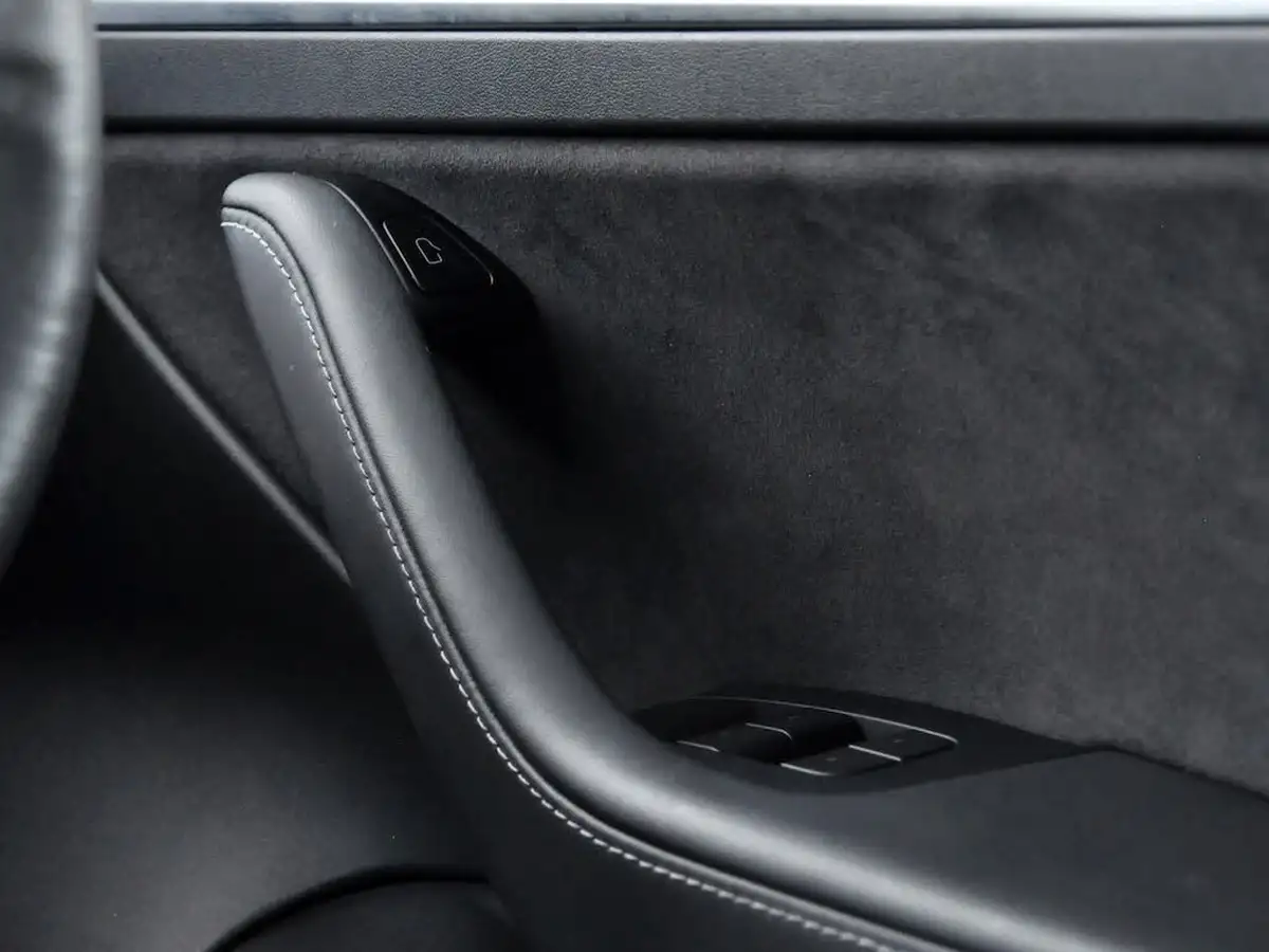 2021-tesla-model-3-e-long-range-4x4-big-43