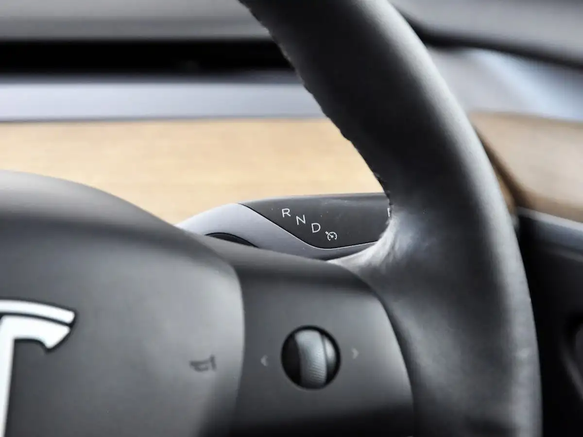 2021-tesla-model-3-e-long-range-4x4-big-21