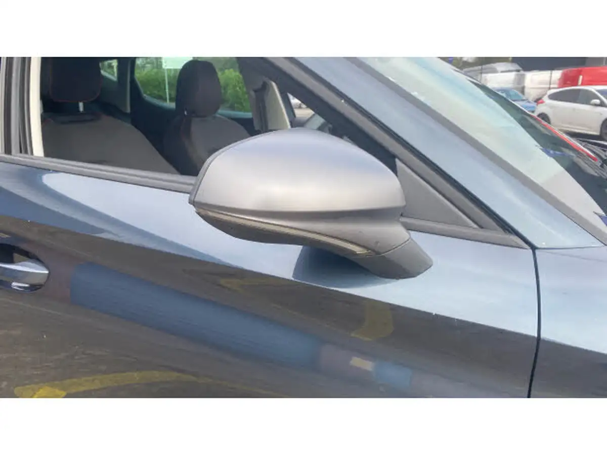 2021-seat-leon-15-tsi-evo-fr-150ps-hatchback-big-38