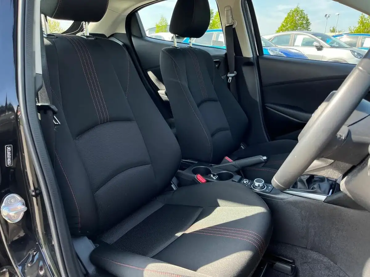 2023-mazda-mazda2-15-e-skyactiv-g-homura-big-42