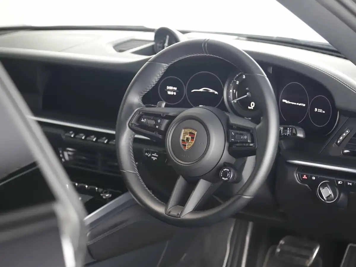 2022-porsche-911-30-carrera-4-gts-coupe-big-29