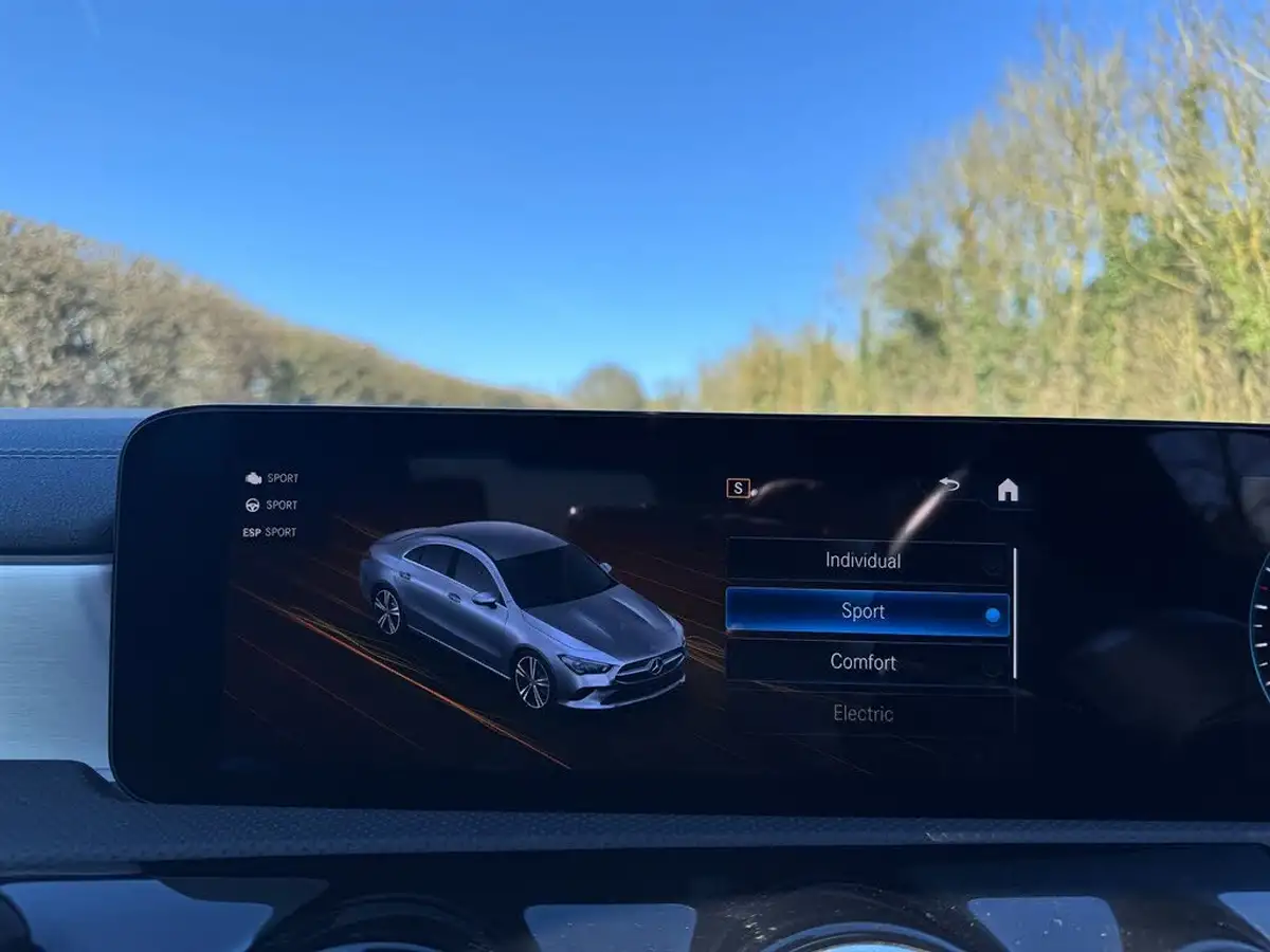 2022-mercedes-benz-cla-13-cla-250e-amg-line-premium-plus-218ps-coupe-4d-big-27