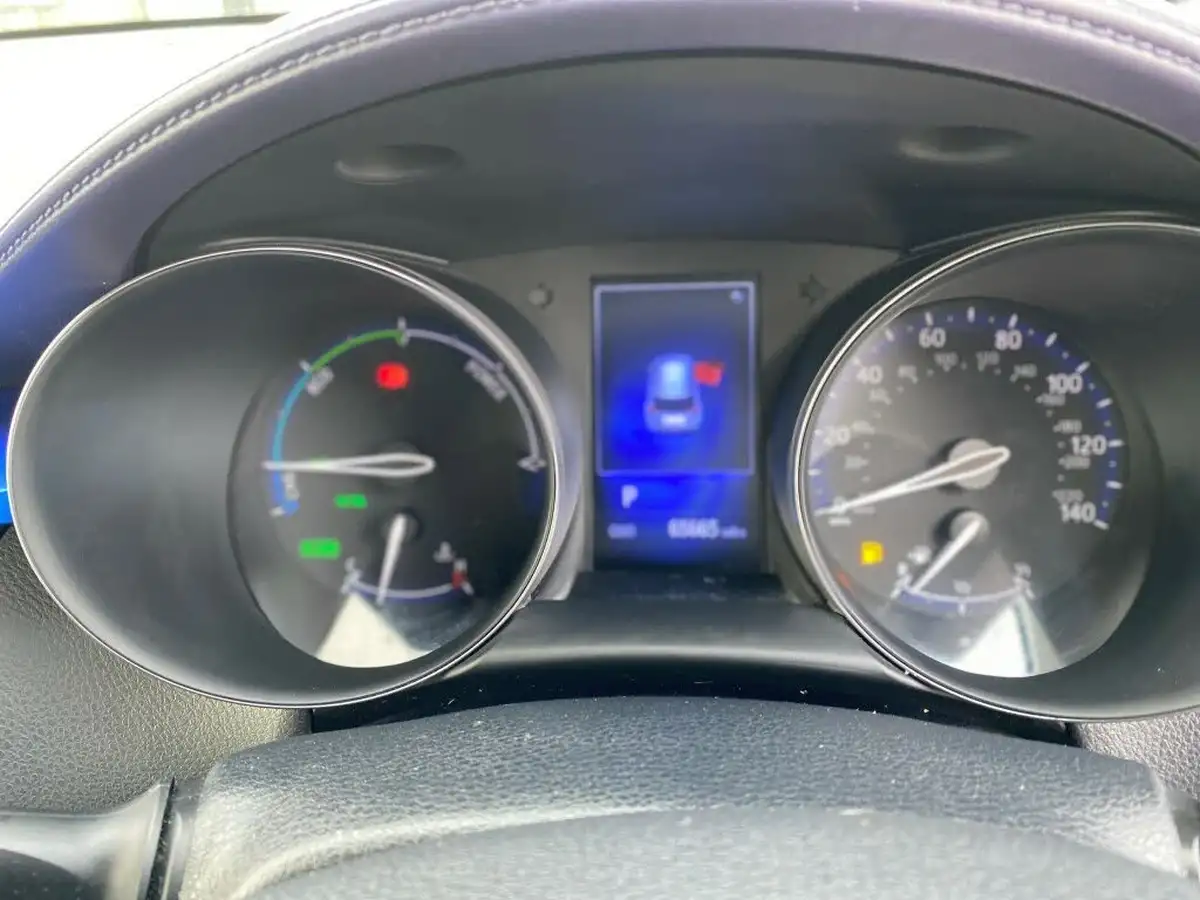 2018-toyota-c-hr-18-vvt-i-dynamic-big-19