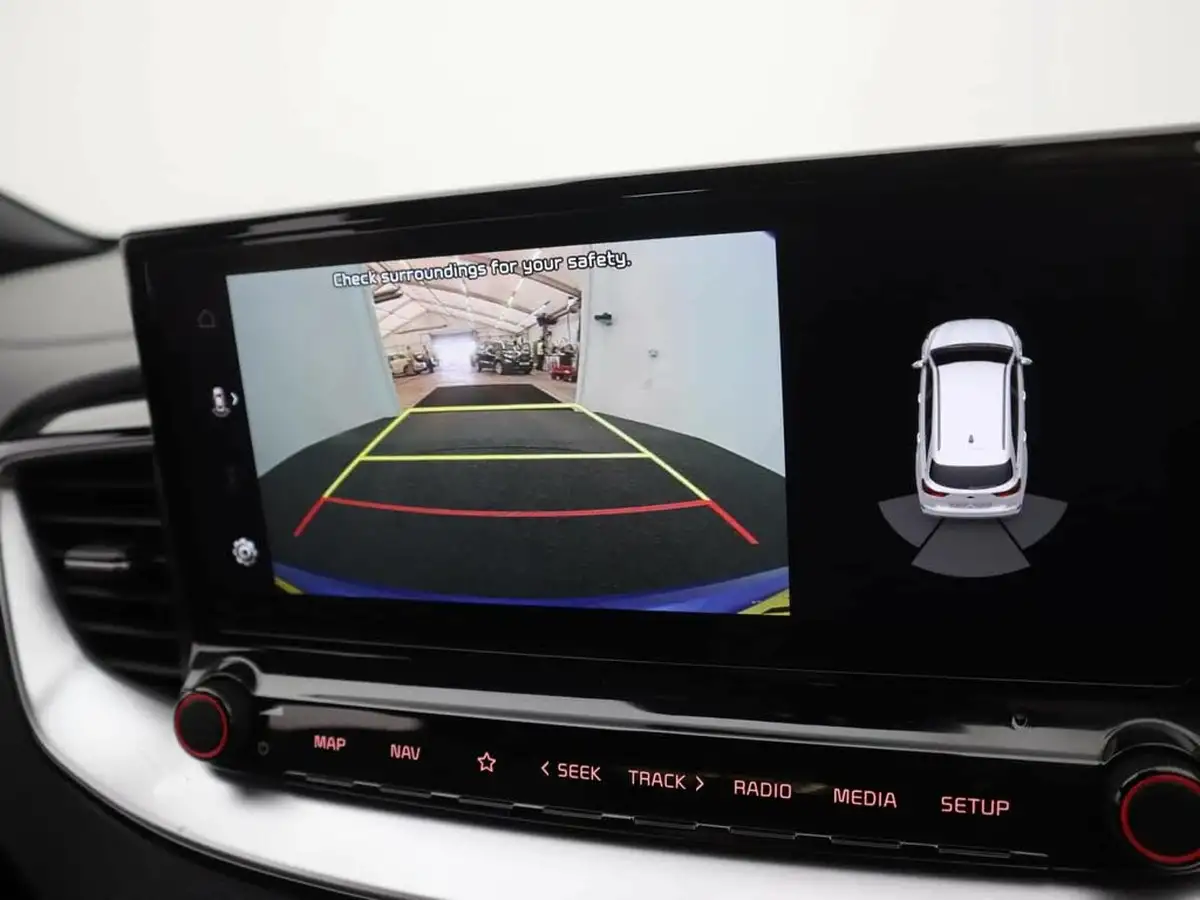 2022-kia-pro-ceed-15-t-gdi-gt-line-big-17