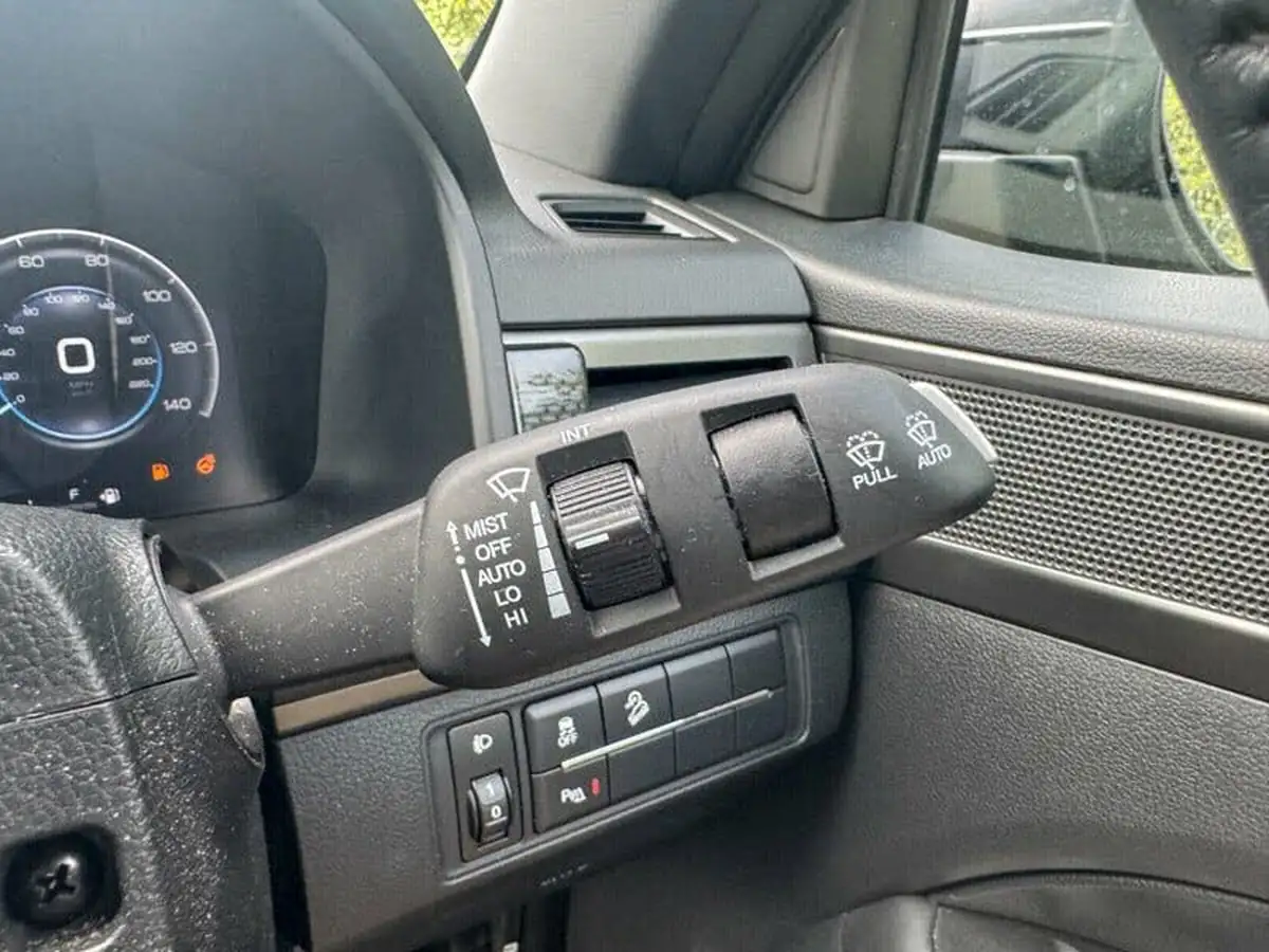 2023-kgm-ssangyong-musso-22td-saracen-202pseu6d-big-12