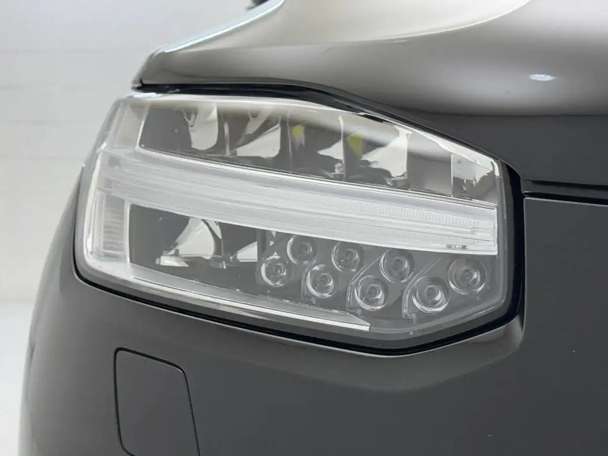 2022-volvo-xc90-20td-b5-plus-big-36