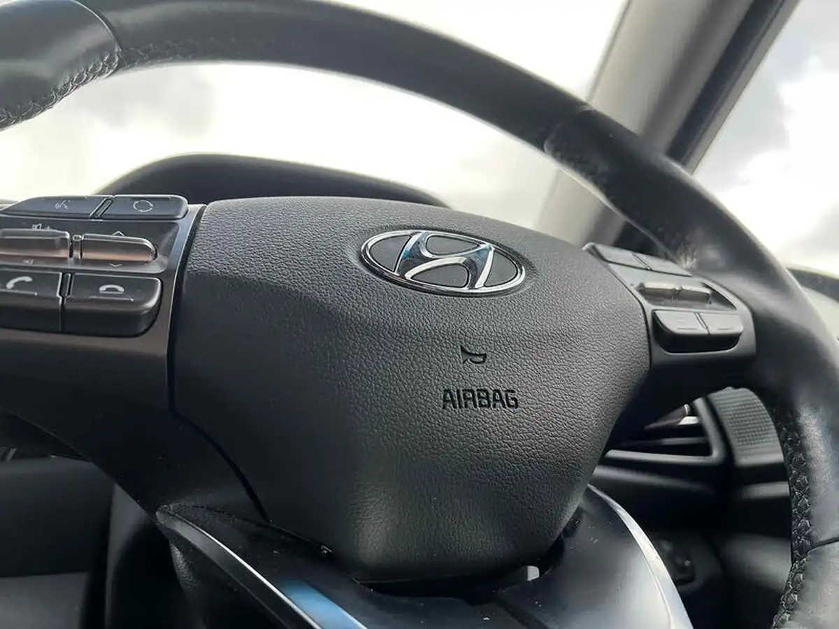 2020-hyundai-kona-e-premium-136ps-39kwh-big-42