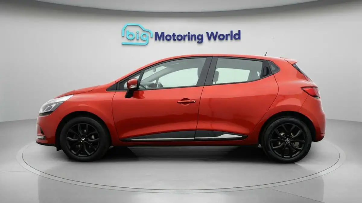 2019-renault-clio-09-tce-play-90ps-big-3