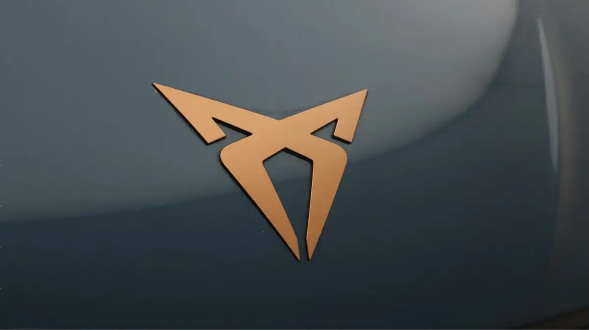 2023-cupra-born-e-v3-230ps-58kwh-e-boost-big-21