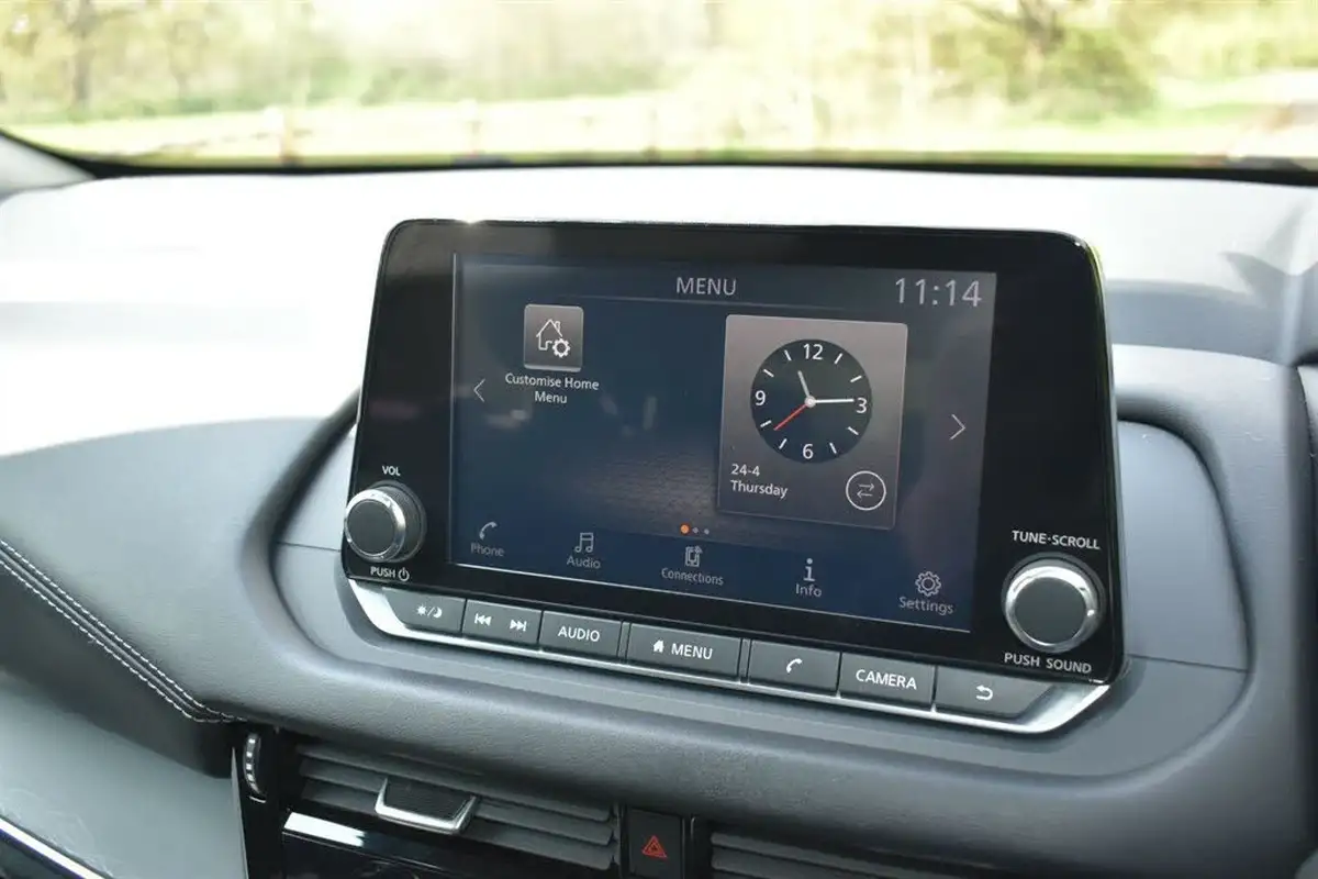 2022-nissan-qashqai-13-dig-t-acenta-premium-140ps-big-19