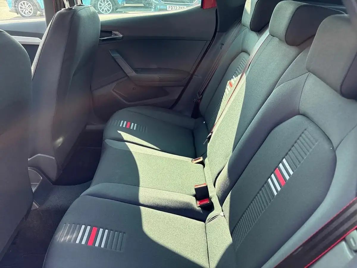 2021-seat-arona-10-tsi-fr-red-edition-dsg-big-30