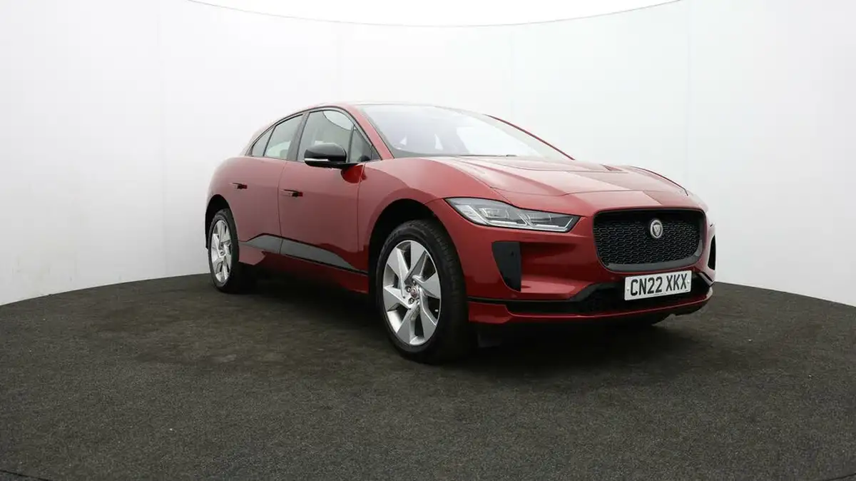 2022-jaguar-i-pace-ev400-se-big-40