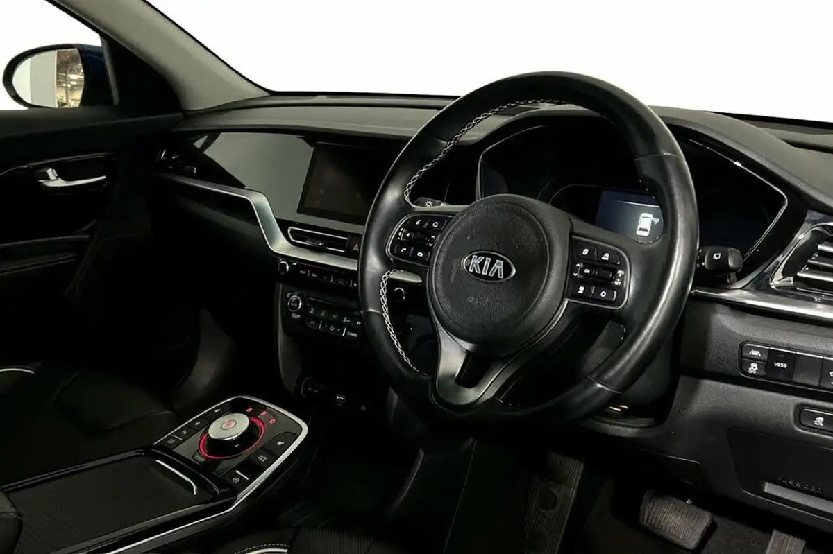 2021-kia-e-niro-ev-3-big-6