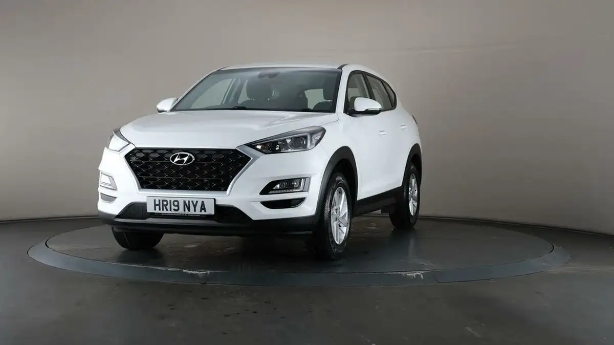 2019-hyundai-tucson-16-gdi-s-connect-big-37