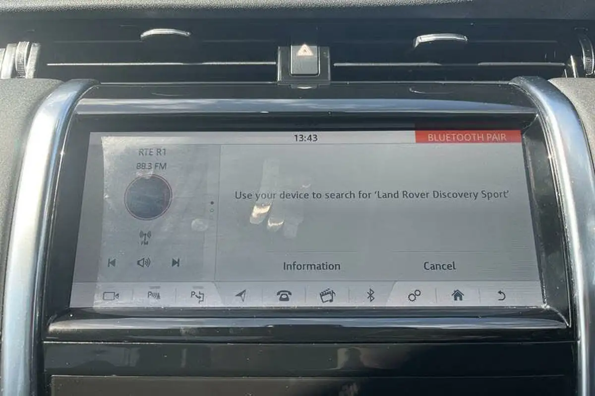2020-land-rover-discovery-sport-20-d180-se-big-32