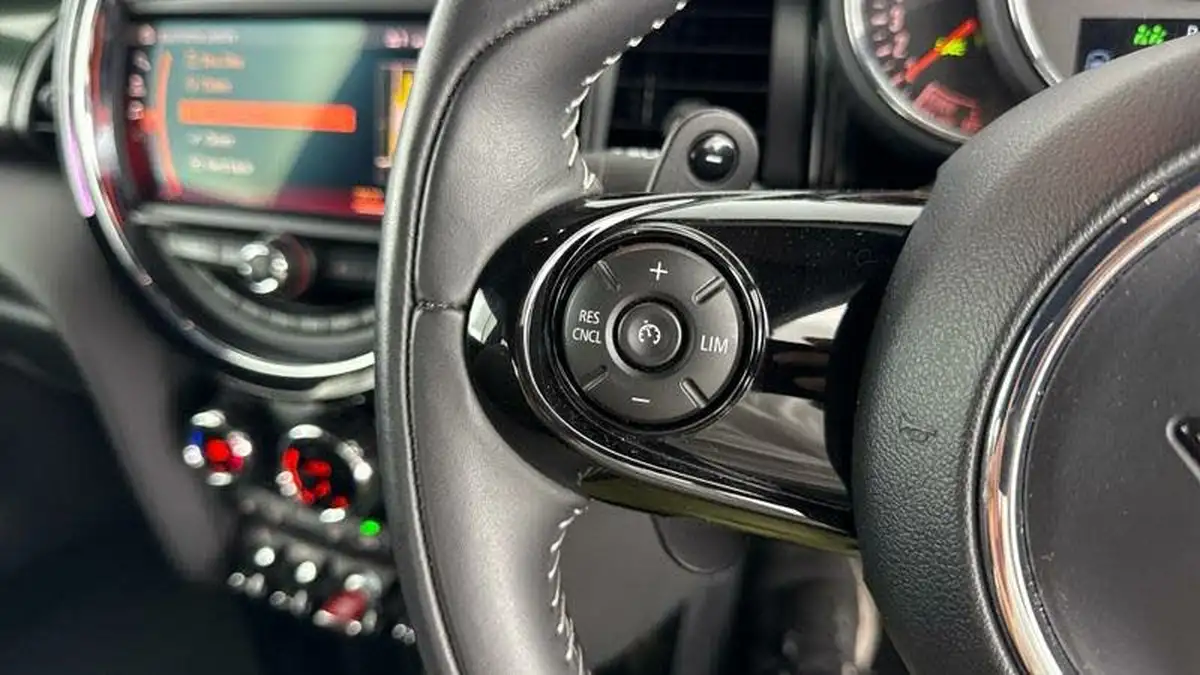 2019-mini-cooper-20-cooper-s-60-years-edition-big-20