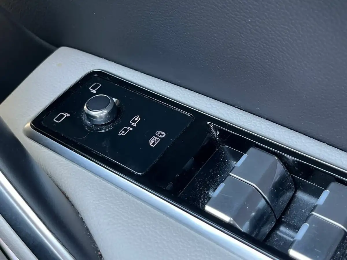 2023-jaguar-f-pace-20-d200-r-dynamic-se-big-24