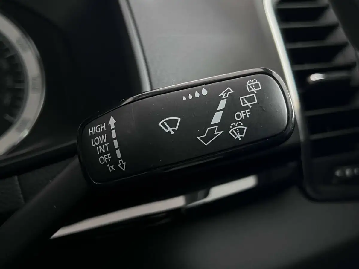 2018-skoda-karoq-15-tsi-se-l-ss-big-21