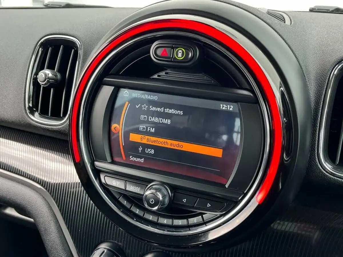 2019-mini-countryman-20td-cooper-d-exclusive-auto-big-27
