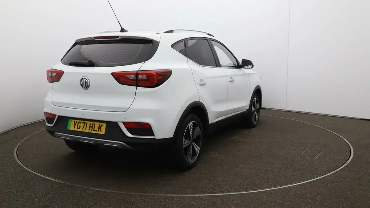 2021-mg-zs-suv-e-exclusive-ev-big-47