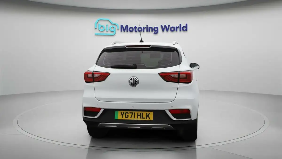 2021-mg-zs-suv-e-exclusive-ev-big-6
