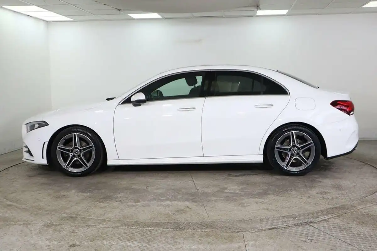 2019-mercedes-benz-a-class-13-a200-amg-line-premium-saloon-4d-7g-dct-big-4