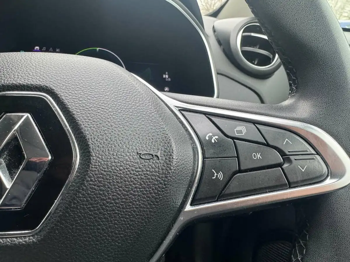 2021-renault-zoe-e-gt-line-big-18