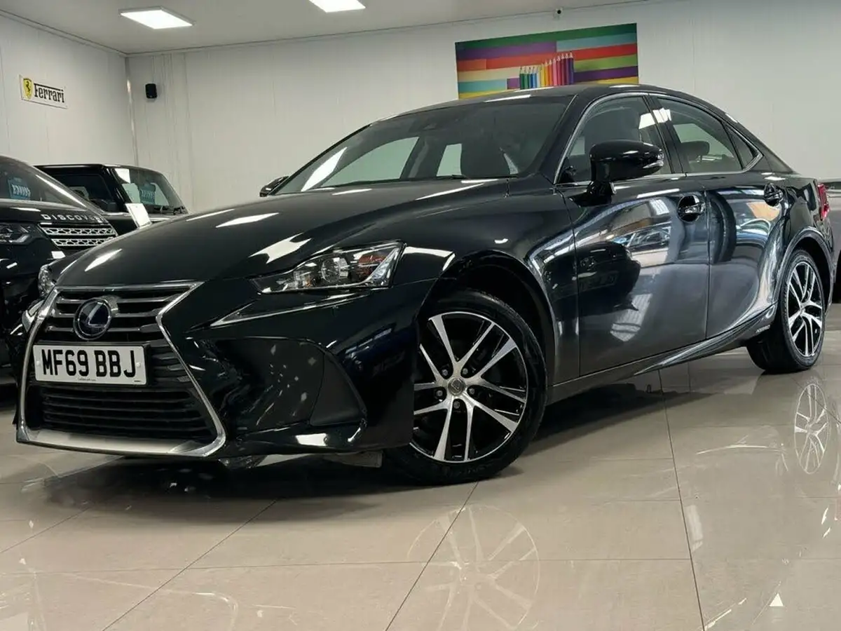 2019-lexus-is-300h-25-is-big-0