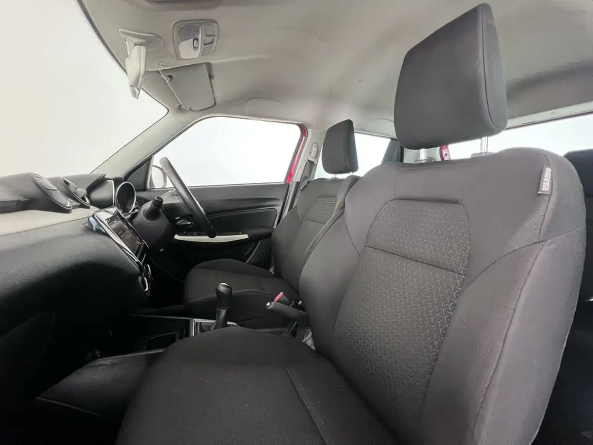 2018-suzuki-swift-10-boosterjet-sz-t-111ps-big-10