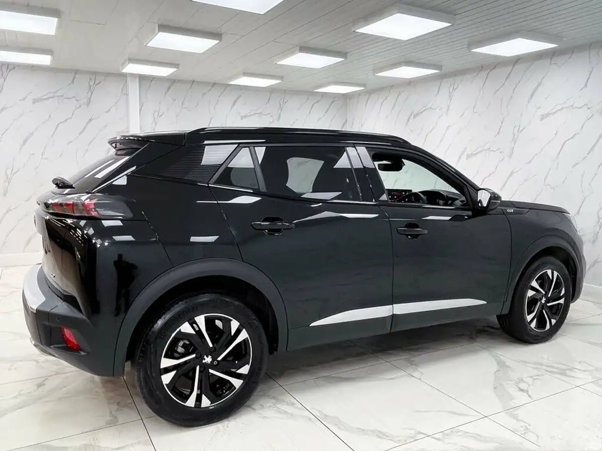 2023-peugeot-2008-suv-12-puretech-gt-130ps-hatchback-eat8-big-11