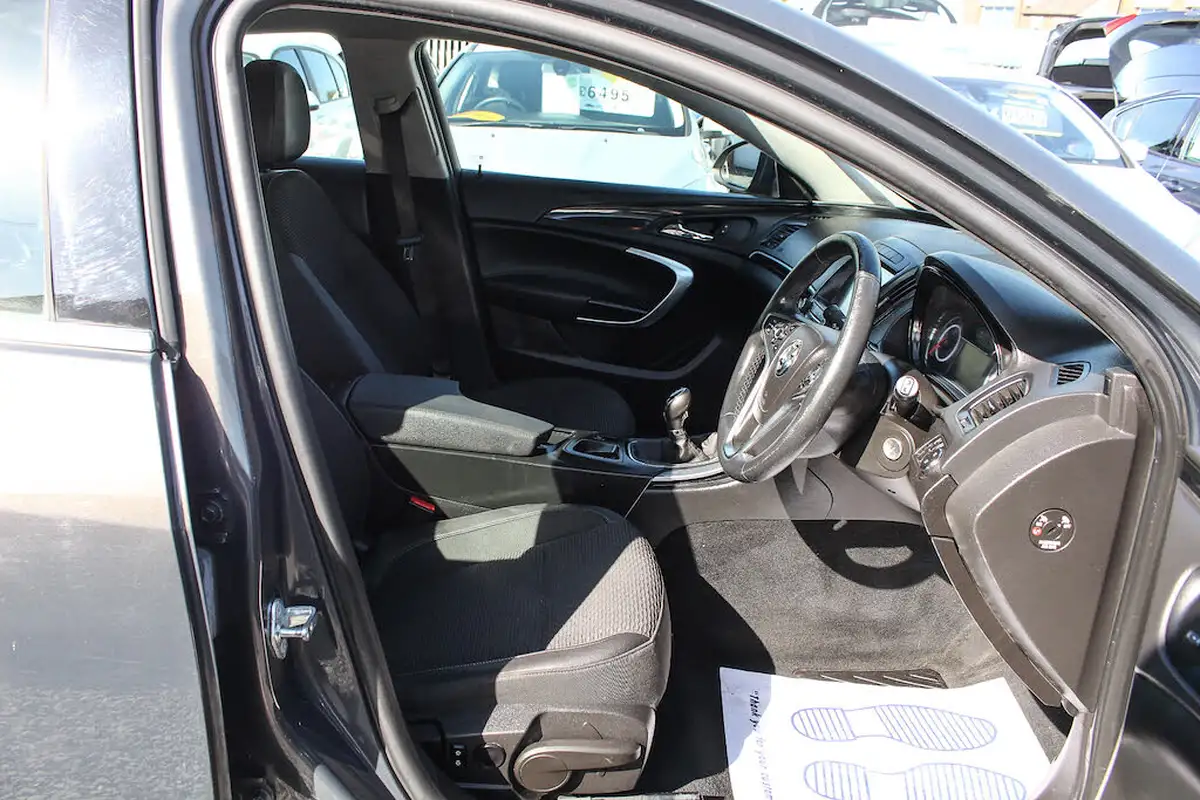 2016-vauxhall-insignia-16cdti-tech-line-ecoflex-ss-big-12