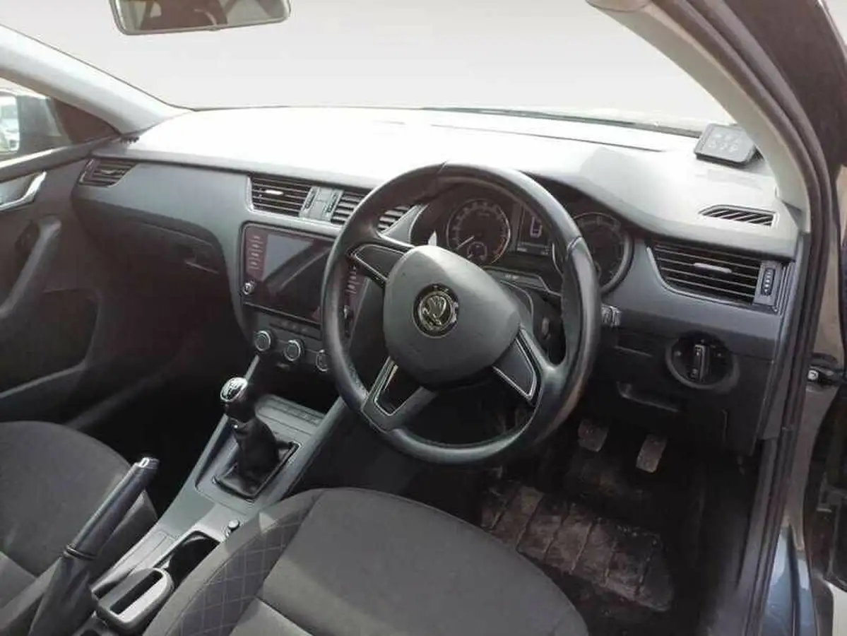 2025-skoda-octavia-big-4