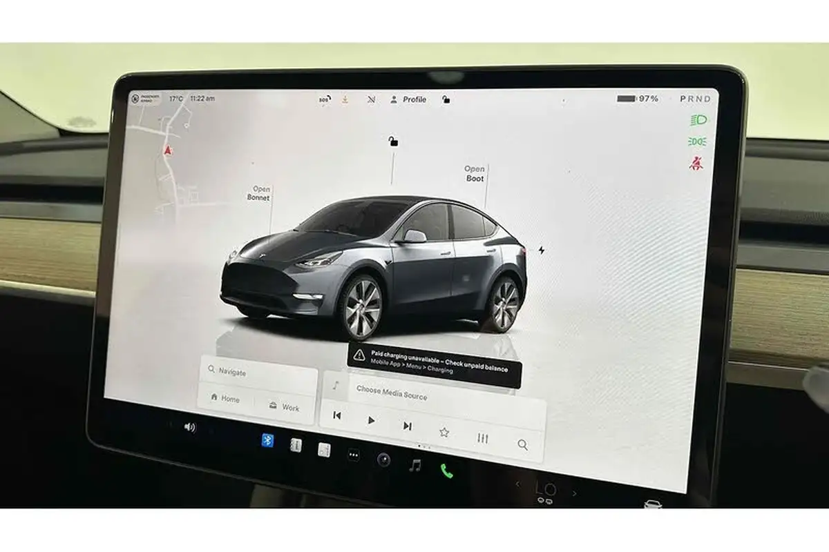2023-tesla-model-y-e-rwd-big-33
