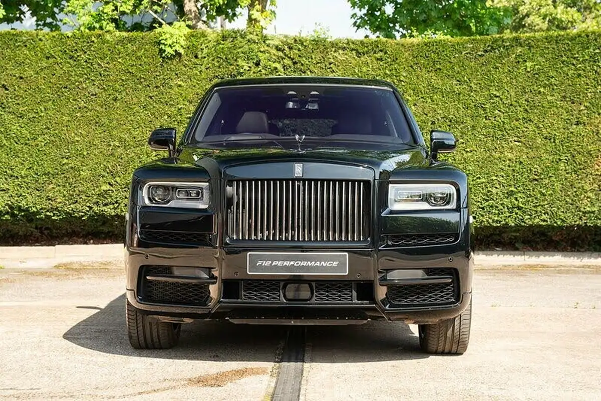 2023-rolls-royce-cullinan-675-black-badge-big-4