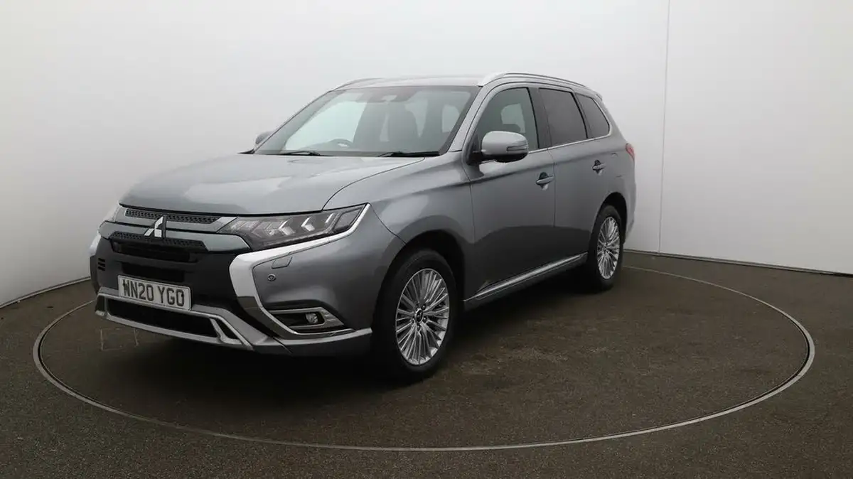 2020-mitsubishi-outlander-24-exceed-phev-big-27