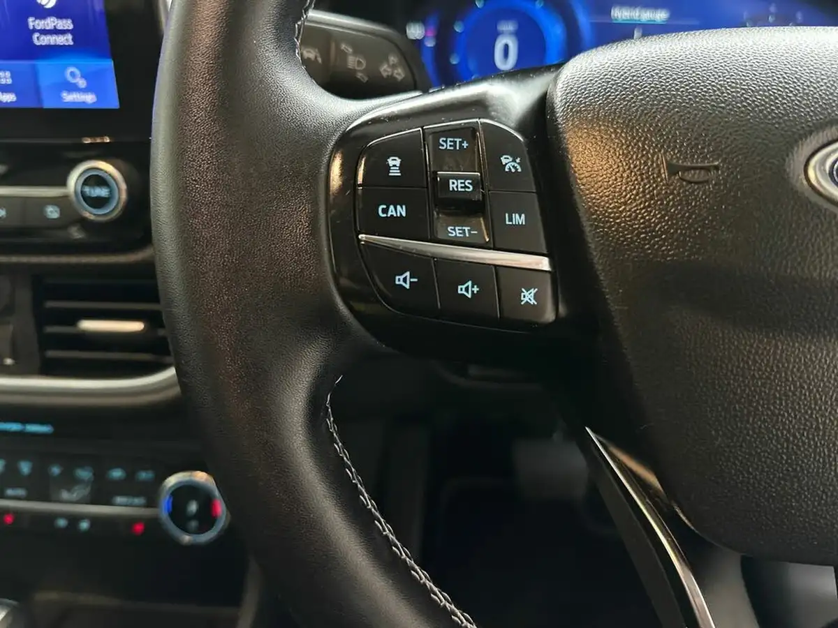 2022-ford-fiesta-10t-titanium-vignale-125ps-hybrid-mhev-powershift-big-25