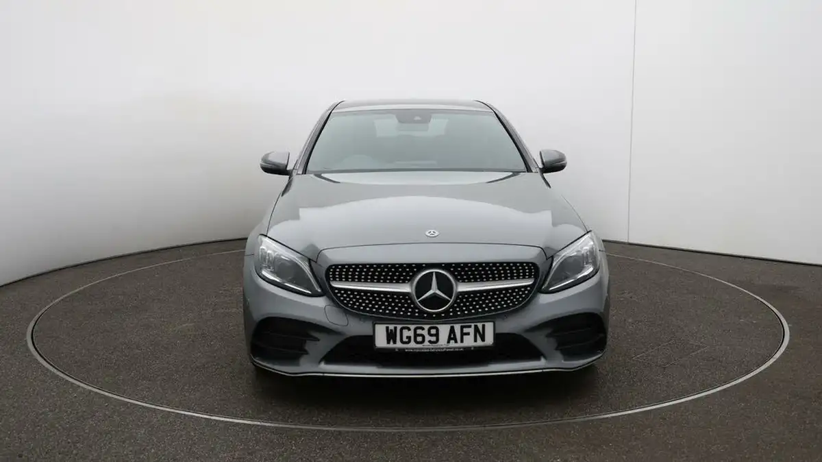 2019-mercedes-benz-c-class-20d-c300d-amg-line-245ps-ss-saloon-4d-big-2