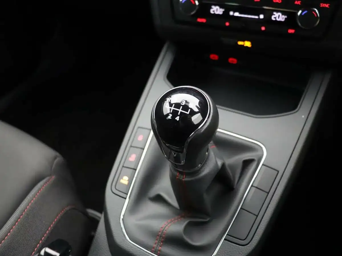 2021-seat-ibiza-10-tsi-fr-95ps-big-34