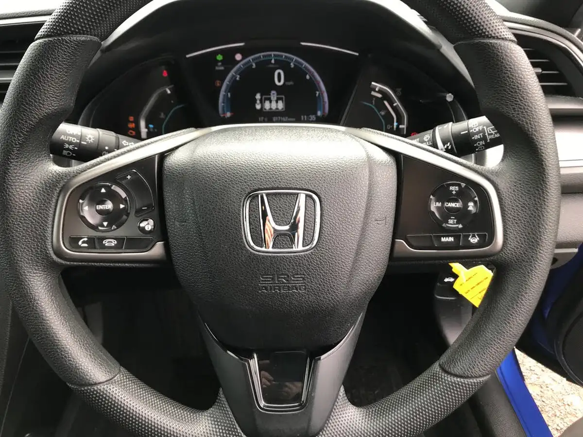 2020-honda-civic-10-vtec-turbo-se-hatchback-5d-big-19