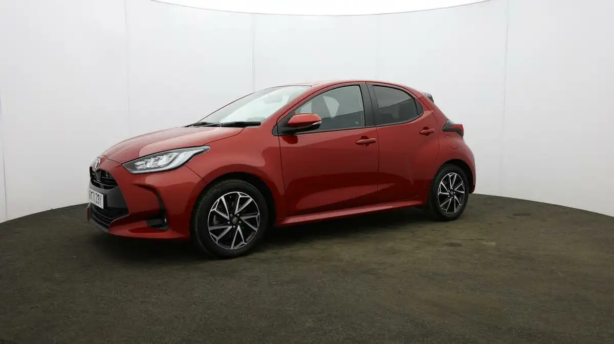 2021-toyota-yaris-15-vvt-i-design-big-27