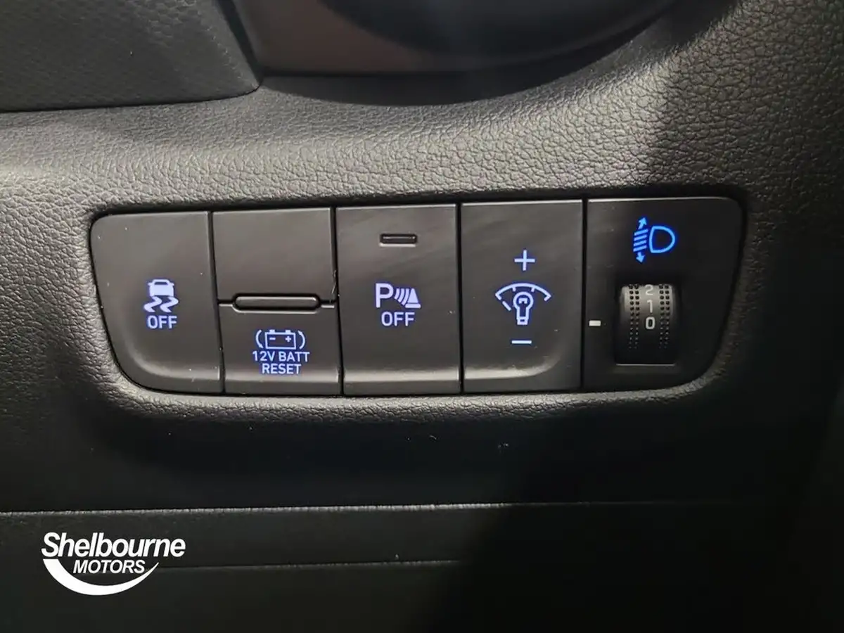 2023-hyundai-kona-16-gdi-se-connect-big-4