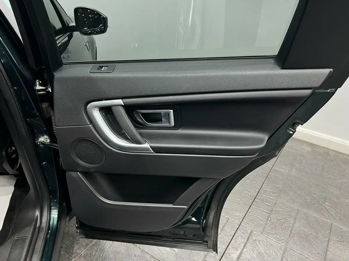2017-land-rover-discovery-sport-20td4-se-tech-182ps-suv-auto-big-53