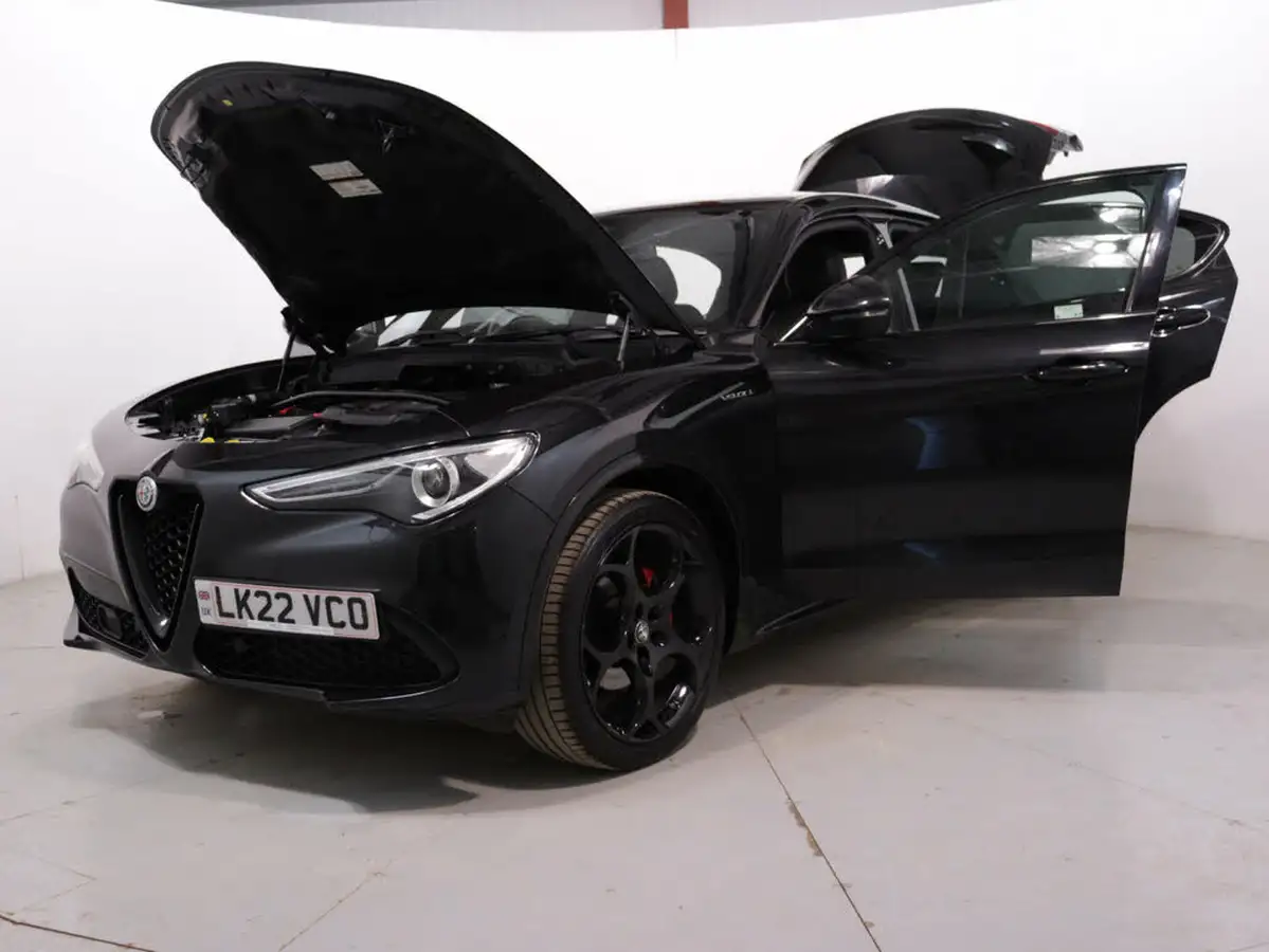 2022-alfa-romeo-stelvio-20-veloce-big-45