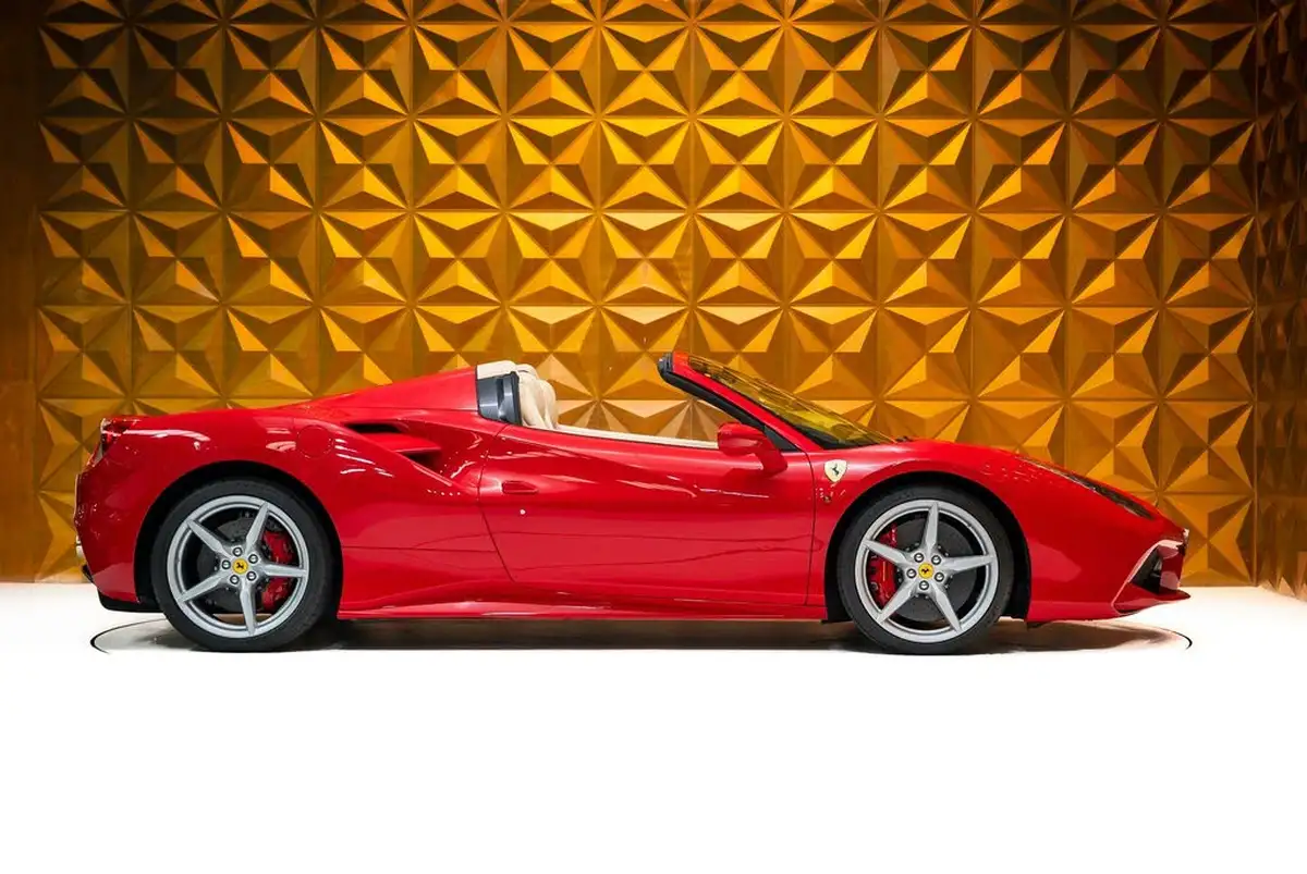 2017-ferrari-488-39-488-spider-big-2