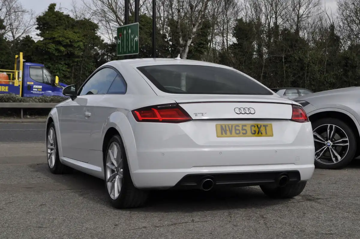 2015-audi-tt-coupe-20-tfsi-sport-ss-big-4