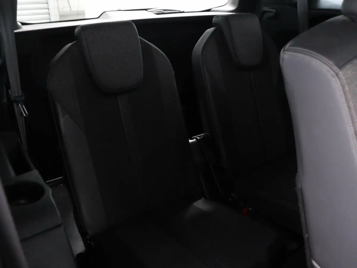 2019-peugeot-5008-suv-15-bluehdi-gt-line-premium-eat8-big-39