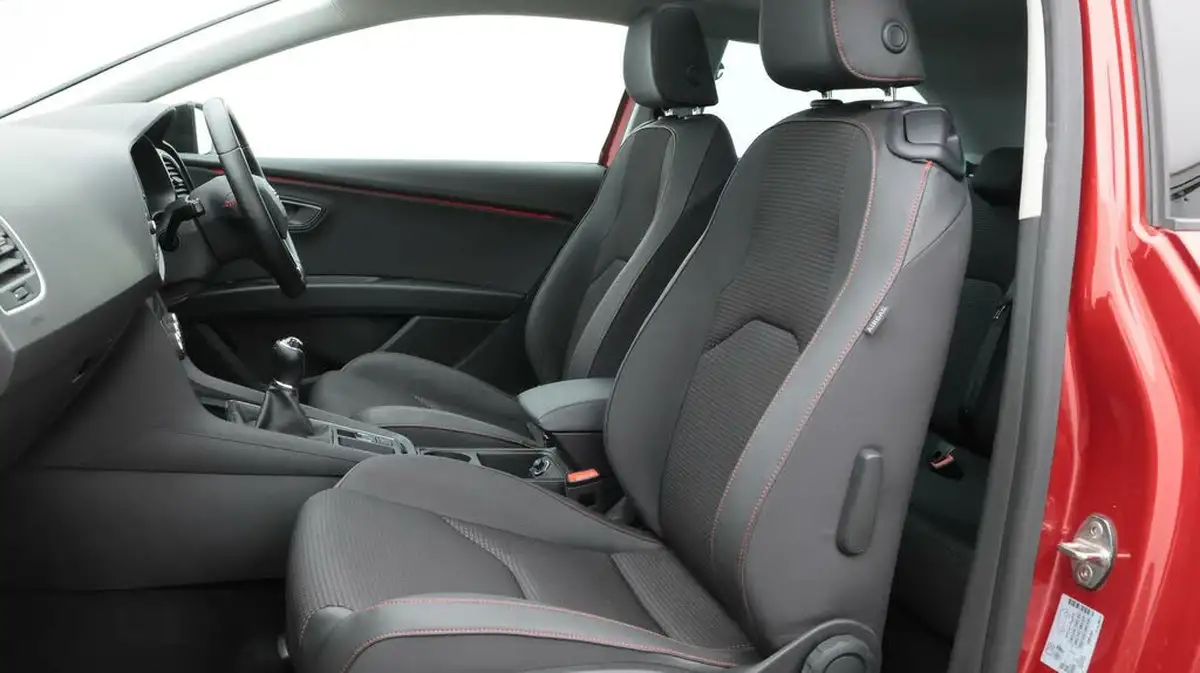 2017-seat-leon-14-tsi-fr-technology-sportcoupe-3d-big-14