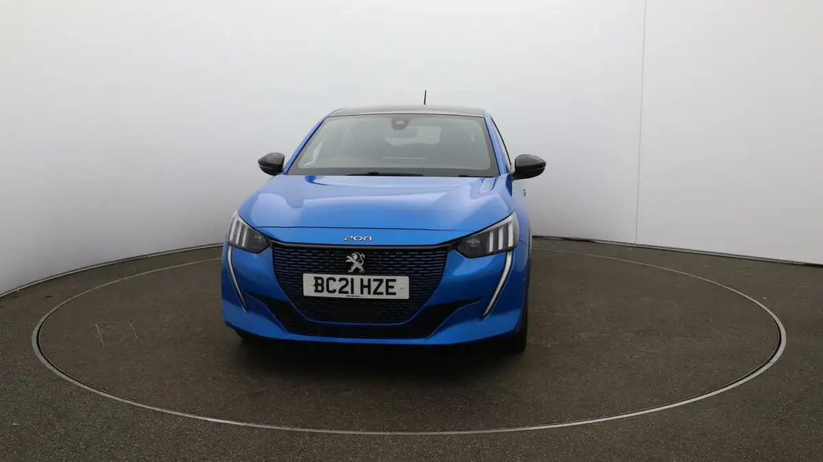 2021-peugeot-208-e-gt-50kwh-big-32