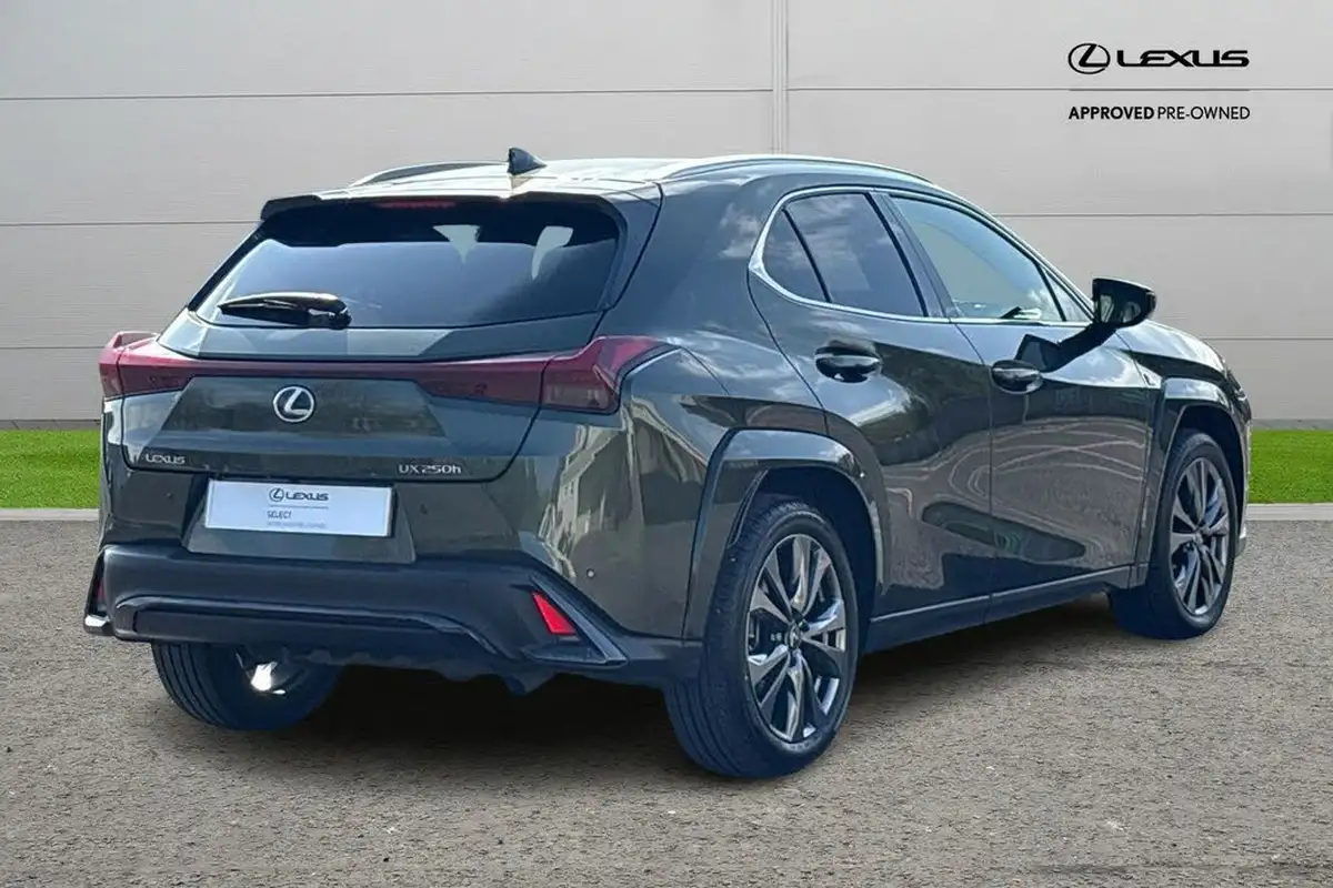 2021-lexus-ux-250h-20-f-sport-takumi-pack-big-2