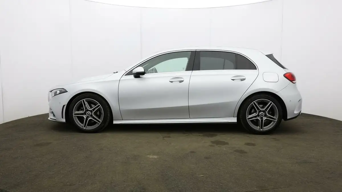 2020-mercedes-benz-a-class-13-a200-amg-line-premium-hatchback-5d-7g-dct-big-61